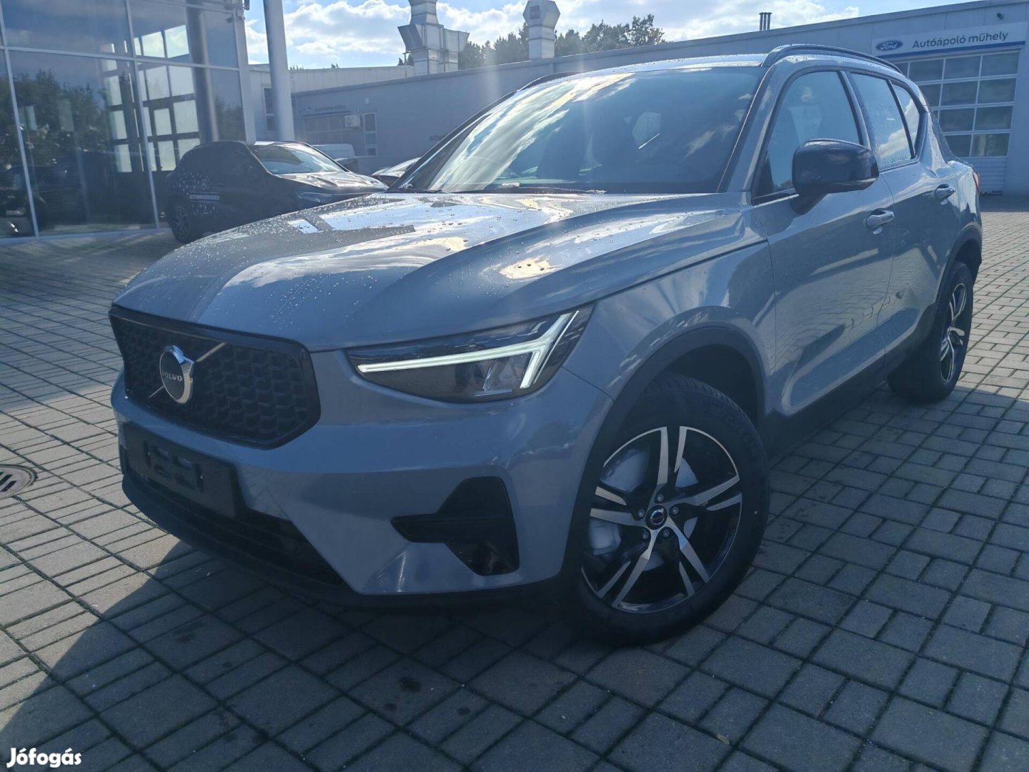 Volvo XC40 2.0 [B3] Mhev Plus Dark DCT Készlete...